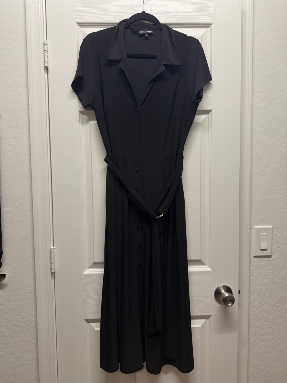 Fashion Nova Black Button-Front Midi Dress with Waist Tie